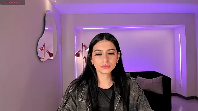 Snapshot of BellaConnorX chatting on February 27, 2026, 3:28 am BellaConnorX online show from February 27, 2026, 3:28 am