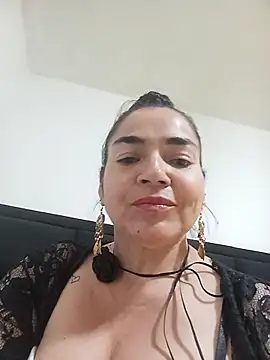 MaryRoze  online show from December 2, 2025, 10:49 pm