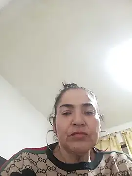 MaryRoze  online show from March 21, 2026, 1:32 am