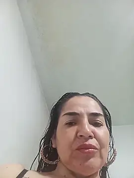 MaryRoze  online show from June 15, 2026, 8:22 pm