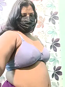 Snapshot of tamil_Nithya_J chatting on February 13, 2026, 8:27 pm tamil Nithya J online show from February 13, 2026, 8:27 pm