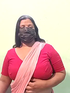 Snapshot of tamil_Nithya_J chatting on March 3, 2026, 6:36 pm tamil Nithya J online show from March 3, 2026, 6:36 pm