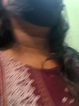 Snapshot of tamil_Nithya_J chatting on April 1, 2026, 1:41 pm tamil Nithya J online show from April 1, 2026, 1:41 pm