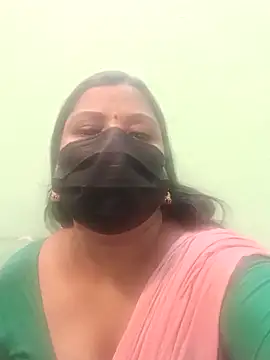 Snapshot of tamil_Nithya_J chatting on April 24, 2026, 8:39 am tamil Nithya J online show from April 24, 2026, 8:39 am