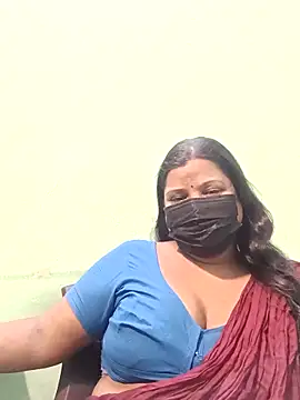 Snapshot of tamil_Nithya_J chatting on May 8, 2026, 4:45 pm tamil Nithya J online show from May 8, 2026, 4:45 pm
