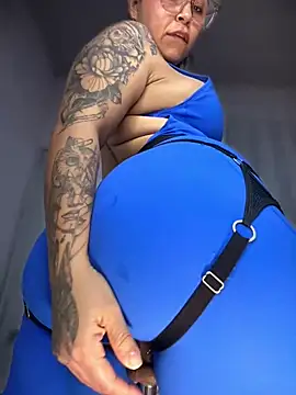 Snapshot of Natural_BIGASS_Nina chatting on February 1, 2026, 10:08 pm Natural BIGASS Nina online show from February 1, 2026, 10:08 pm