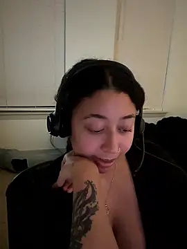 Snapshot of minha_baby chatting on January 11, 2026, 10:20 am minha baby online show from January 11, 2026, 10:20 am