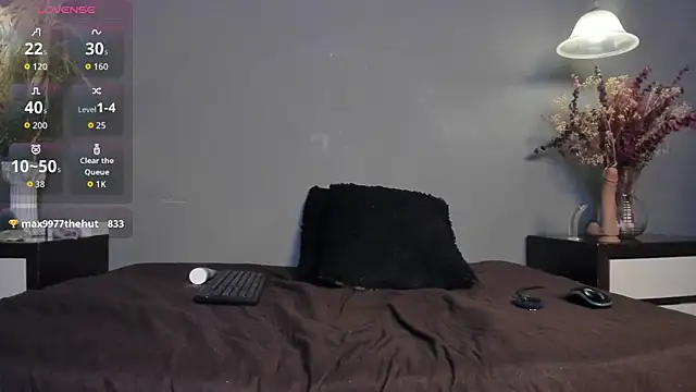 Kripta132 online show from November 15, 2025, 12:23 pm