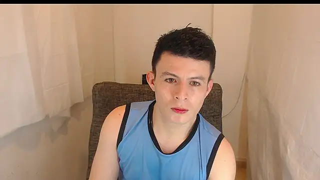 Snapshot of MARCUS_FIRE chatting on December 22, 2025, 8:17 pm MARCUS FIRE online show from December 22, 2025, 8:17 pm