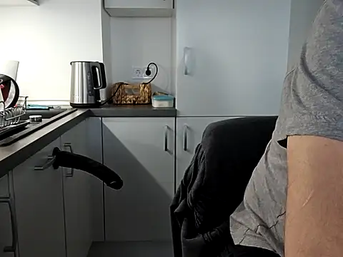 Snapshot of ghost430000 chatting on February 14, 2026, 10:45 am ghost430000 online show from February 14, 2026, 10:45 am