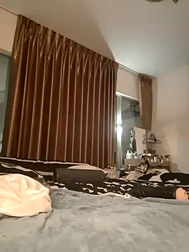 Snapshot of BKKxs_Th chatting on December 5, 2025, 2:36 pm BKKxs Th online show from December 5, 2025, 2:36 pm