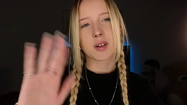 adele armass online show from March 25, 2026, 8:59 pm