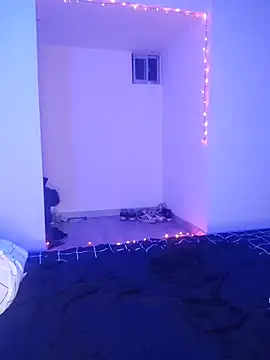 EvonyFoxxx online show from December 22, 2025, 11:46 pm