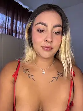Elina Hills online show from May 7, 2026, 6:46 pm