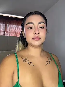 Elina Hills online show from June 25, 2026, 3:38 pm