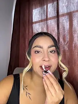 Elina Hills online show from July 1, 2026, 1:34 pm