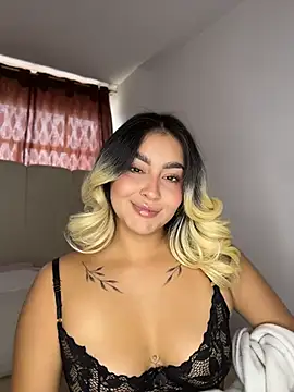 Elina Hills online show from July 8, 2026, 5:06 pm