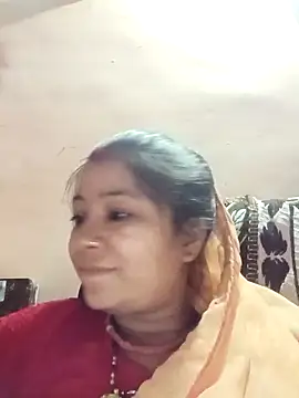 Snapshot of Sangita_g chatting on December 17, 2025, 1:17 pm Sangita g online show from December 17, 2025, 1:17 pm