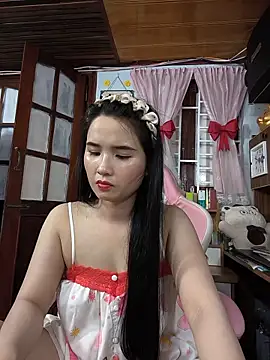 Snapshot of Okleotina9 chatting on May 31, 2026, 4:47 pm Okleotina9 online show from May 31, 2026, 4:47 pm