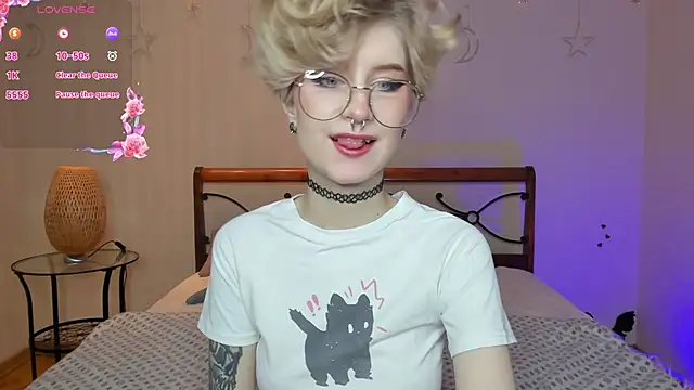 Snapshot of Angel_Julles chatting on November 6, 2025, 1:28 am Angel Julles online show from November 6, 2025, 1:28 am