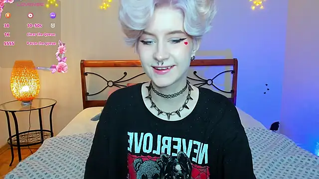 Snapshot of Angel_Julles chatting on November 23, 2025, 1:05 am Angel Julles online show from November 23, 2025, 1:05 am