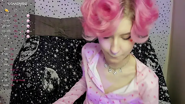 Snapshot of Angel_Julles chatting on February 20, 2026, 6:37 am Angel Julles online show from February 20, 2026, 6:37 am