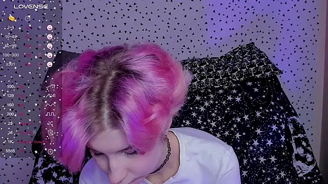 Snapshot of Angel_Julles chatting on March 1, 2026, 1:40 am Angel Julles online show from March 1, 2026, 1:40 am