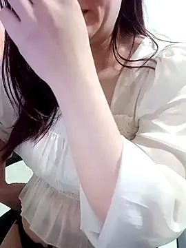 Elisha 22 online show from November 2, 2025, 5:37 pm