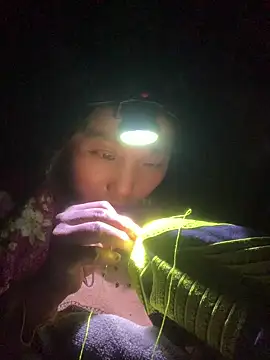 bi-bo123 online show from November 28, 2025, 1:14 pm