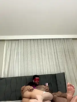 murathandenur online show from November 7, 2025, 6:52 pm