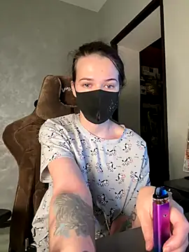 ZlatoslavaLo online show from November 15, 2025, 5:38 am