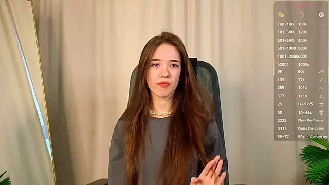 tinyanie online show from December 1, 2025, 6:18 am