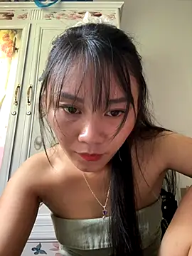 Amino-Suca online show from November 7, 2025, 5:18 am