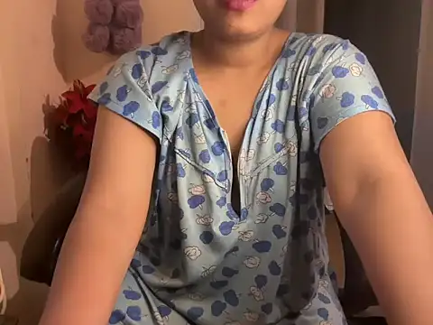 Snapshot of Shilpa_7 chatting on November 19, 2025, 9:59 pm Shilpa 7 online show from November 19, 2025, 9:59 pm