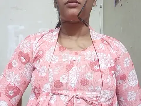 Snapshot of Nancy_queen001 chatting on December 19, 2025, 5:09 pm Nancy queen001 online show from December 19, 2025, 5:09 pm