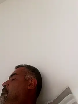 Snapshot of Ricardotarado chatting on January 14, 2026, 1:39 pm Ricardotarado online show from January 14, 2026, 1:39 pm