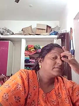 suganthi143 online show from November 14, 2025, 6:45 am