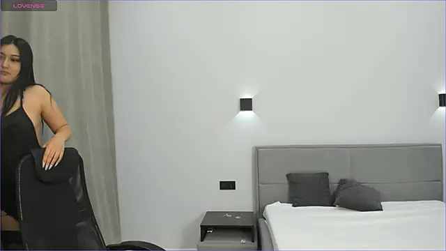 Snapshot of Yunamini chatting on November 3, 2025, 7:26 pm Yunamini online show from November 3, 2025, 7:26 pm