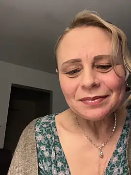 ToriLove777 online show from December 19, 2025, 6:42 am