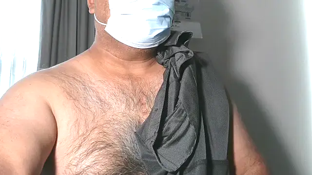 SUN-MON-69 online show from November 11, 2025, 4:07 pm