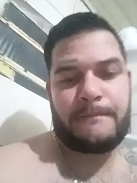 Snapshot of cesarcampos2210 chatting on November 4, 2025, 10:09 pm cesarcampos2210 online show from November 4, 2025, 10:09 pm