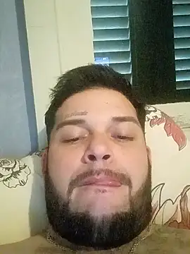 Snapshot of cesarcampos2210 chatting on November 5, 2025, 6:41 pm cesarcampos2210 online show from November 5, 2025, 6:41 pm