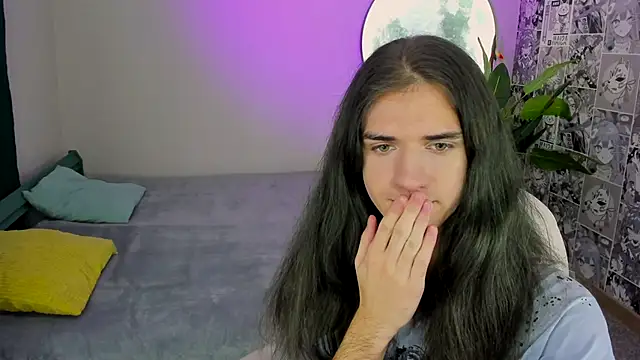 Harvey Hair online show from November 25, 2025, 3:01 pm