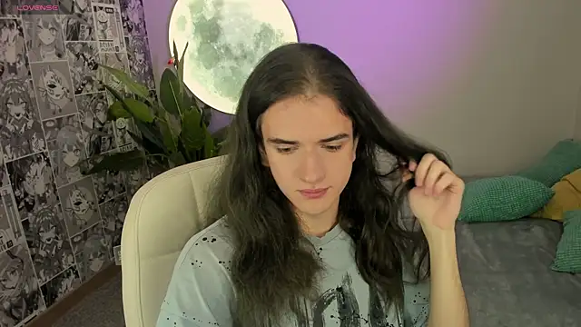 Harvey Hair online show from November 27, 2025, 2:41 pm