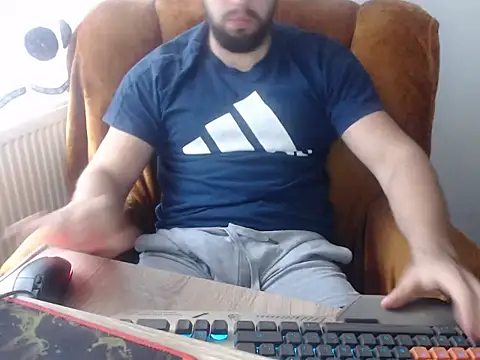 strongcoffee10 online show from November 18, 2025, 8:19 am