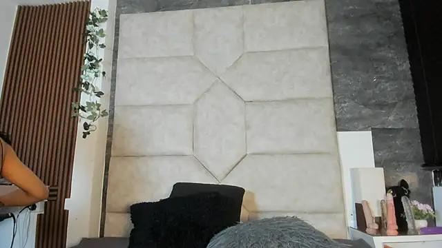 Snapshot of Liia_Leens chatting on February 8, 2026, 4:27 am Liia Leens online show from February 8, 2026, 4:27 am