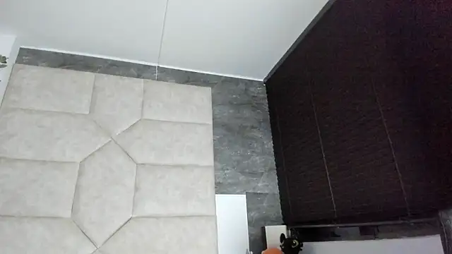 Snapshot of Liia_Leens chatting on February 21, 2026, 2:56 am Liia Leens online show from February 21, 2026, 2:56 am