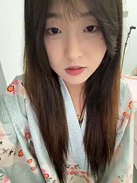 Snapshot of minnie566 chatting on November 2, 2025, 1:35 pm minnie566 online show from November 2, 2025, 1:35 pm