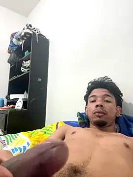 Snapshot of starboy2812 chatting on December 17, 2025, 1:17 pm starboy2812 online show from December 17, 2025, 1:17 pm