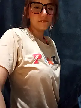 Snapshot of lola_mamadas chatting on November 16, 2025, 4:18 am lola mamadas online show from November 16, 2025, 4:18 am